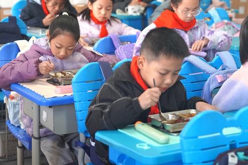 e8a945260126464d95a37edaf533d27f.jpg e8a945260126464d95a37edaf533d27f.jpg